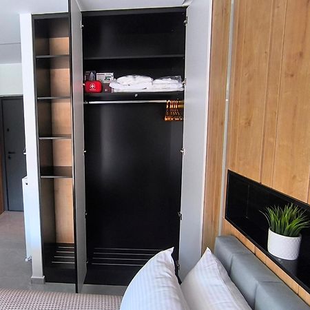 Larisa Absolute Suites, Sky View Smart Home 외부 사진