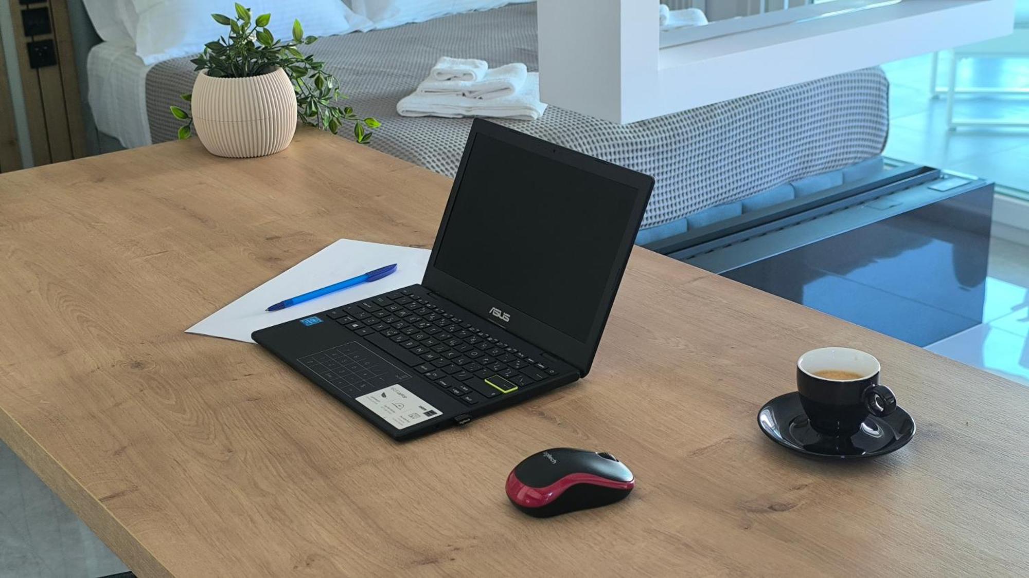Larisa Absolute Suites, Sky View Smart Home 외부 사진
