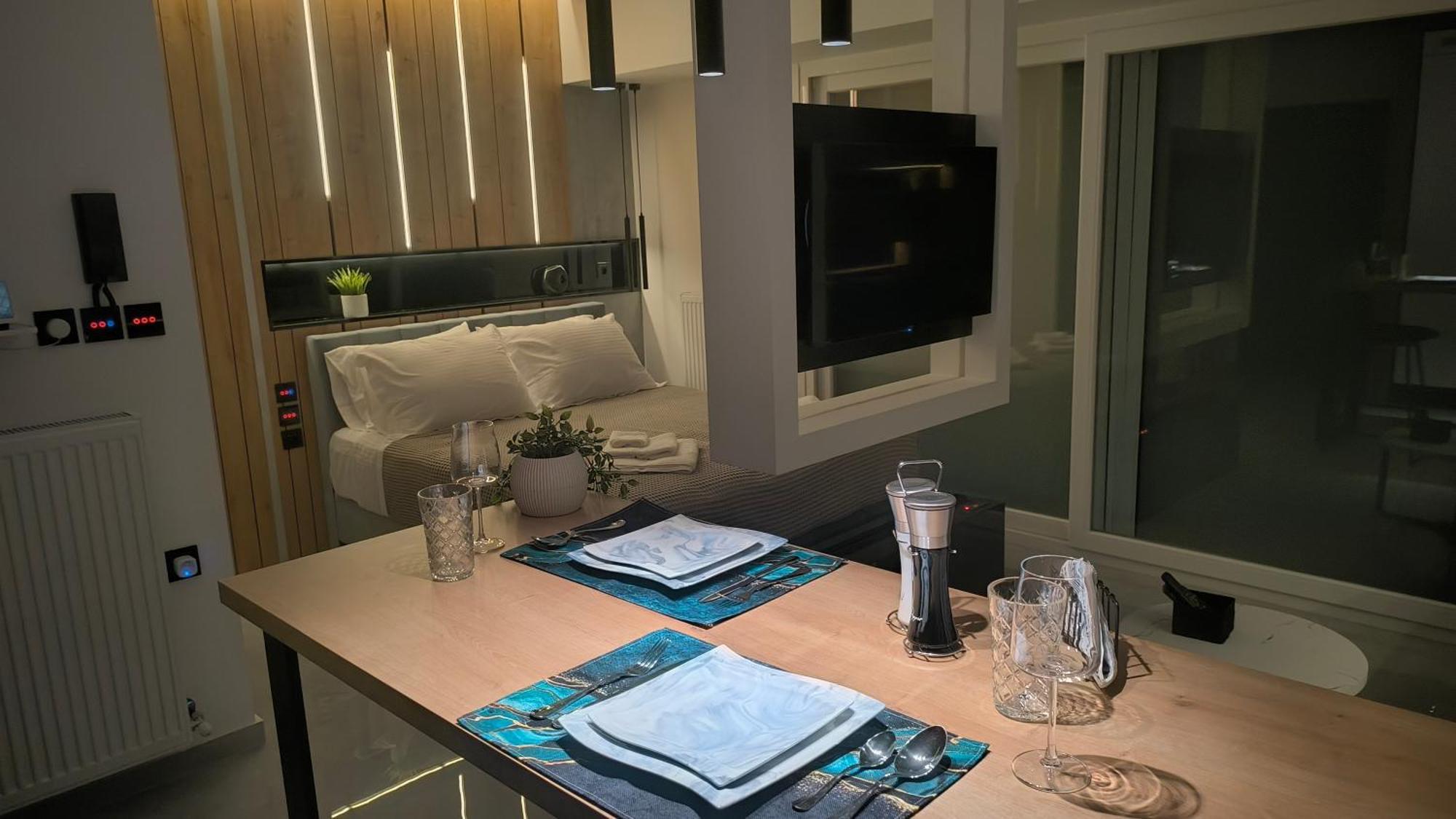 Larisa Absolute Suites, Sky View Smart Home 외부 사진